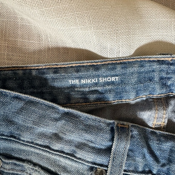 AG MIDTHIGH THE NIKKI DENIM SHORTS - Picture 3 of 4